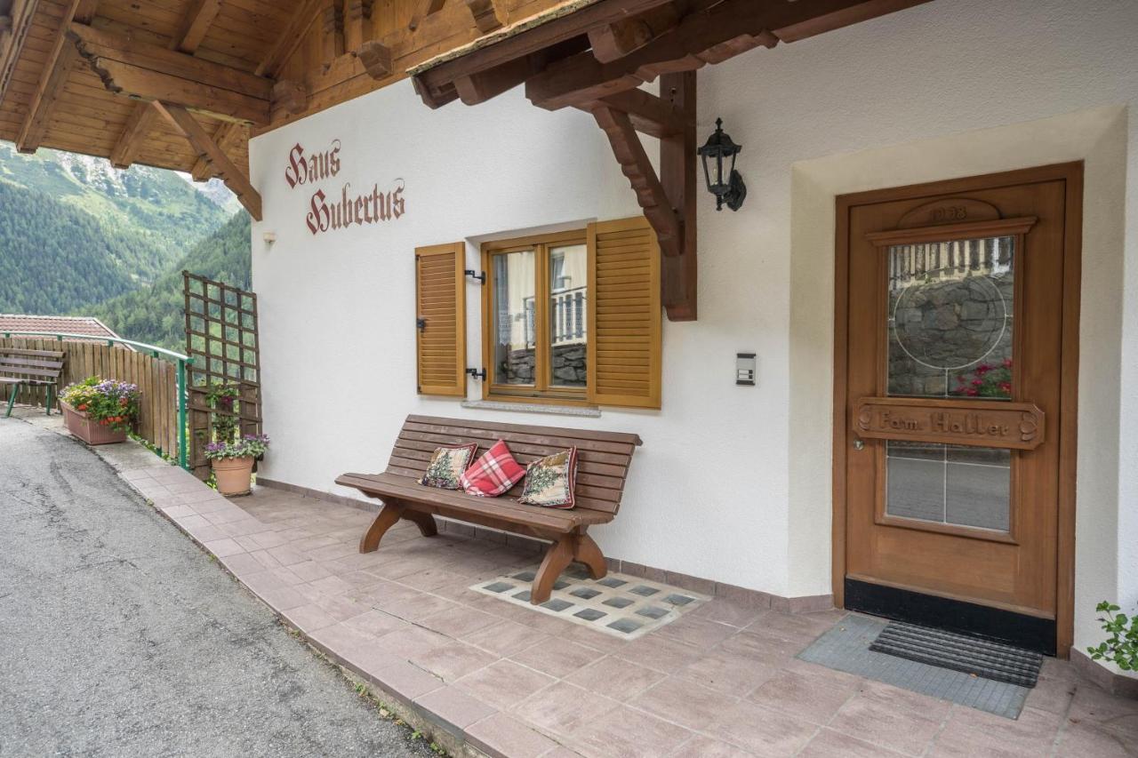 Haus Hubertus - Fewo 5 San Leonardo in Passiria Exterior photo